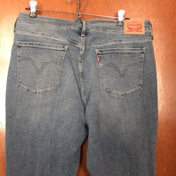 Levi 505 Straight Leg Jeans, Women’s Size 14, Never Worn - Picture 5 of 6